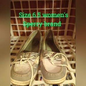 Sperry's, well loved!